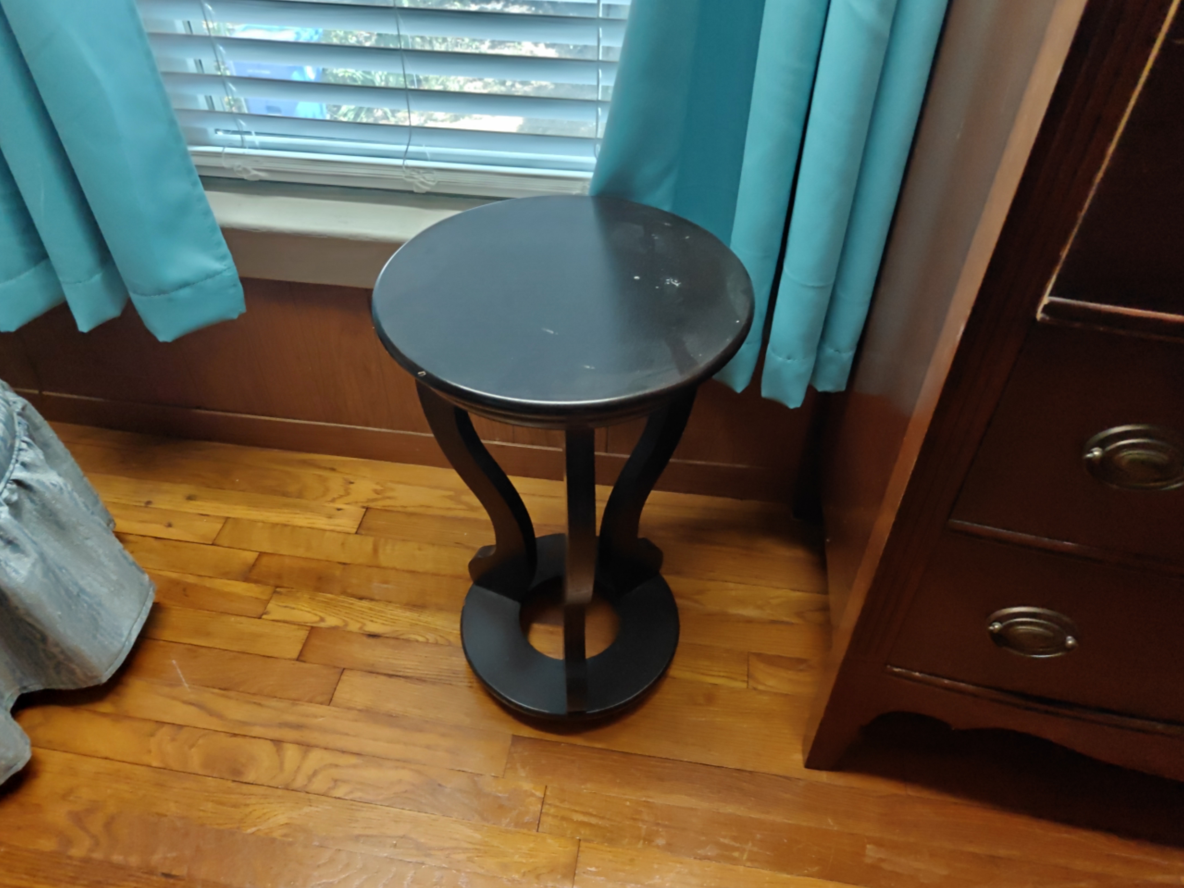 Round-Top Pedestal Accent Table
